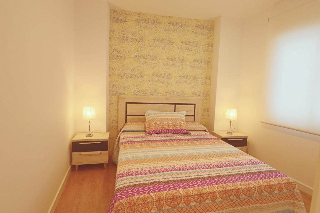 Poeta 2 Bedroom Apartment Fuengirola Eksteriør billede